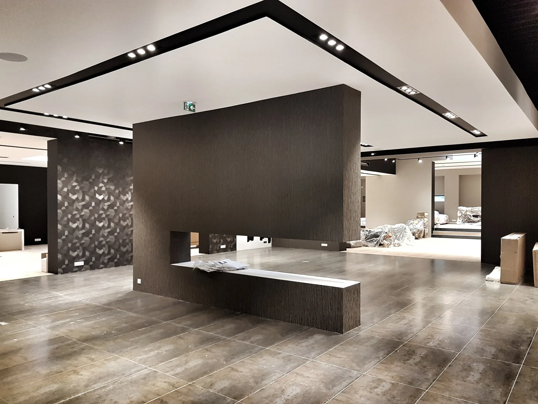 Aménagement intérieur — Showroom Roche Bobois