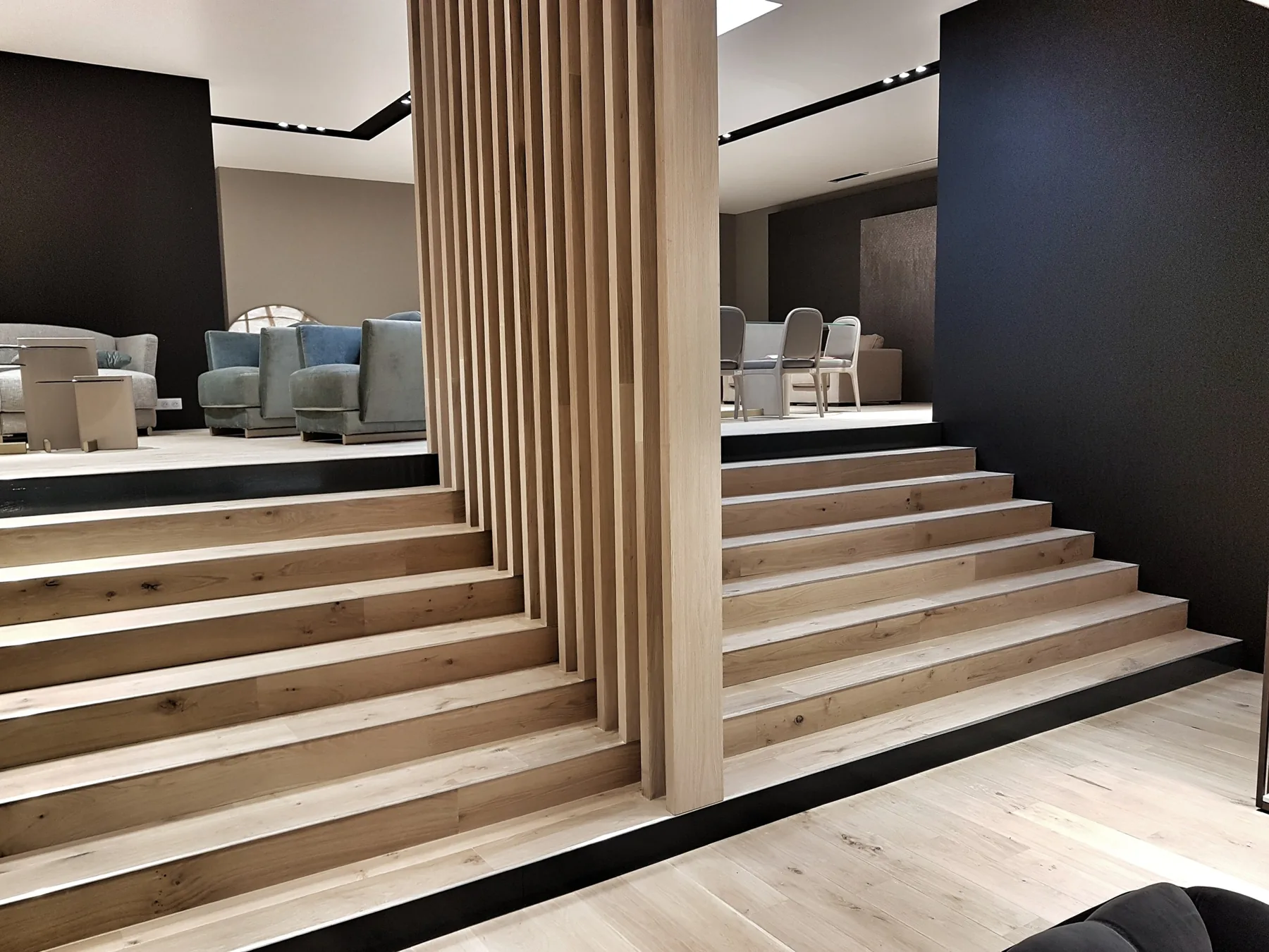 Aménagement intérieur — Showroom Roche Bobois