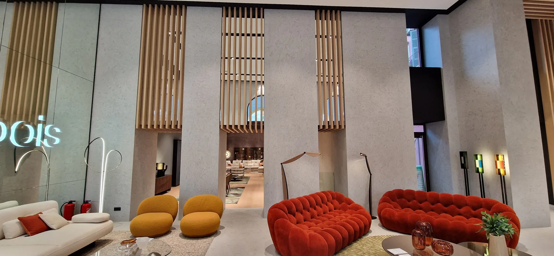 Showroom Roche Bobois — Place Masséna